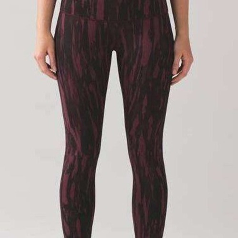 Lululemon Wunder Under Pant Hi-Rise Full-On Luon Painted Animal Bordeaux Drama